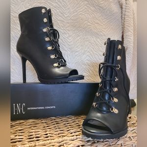 🔥INC Florita Lace-Up Shooties